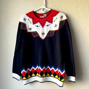 Adorable Vintage Sweater w/Floral Embroidery Details